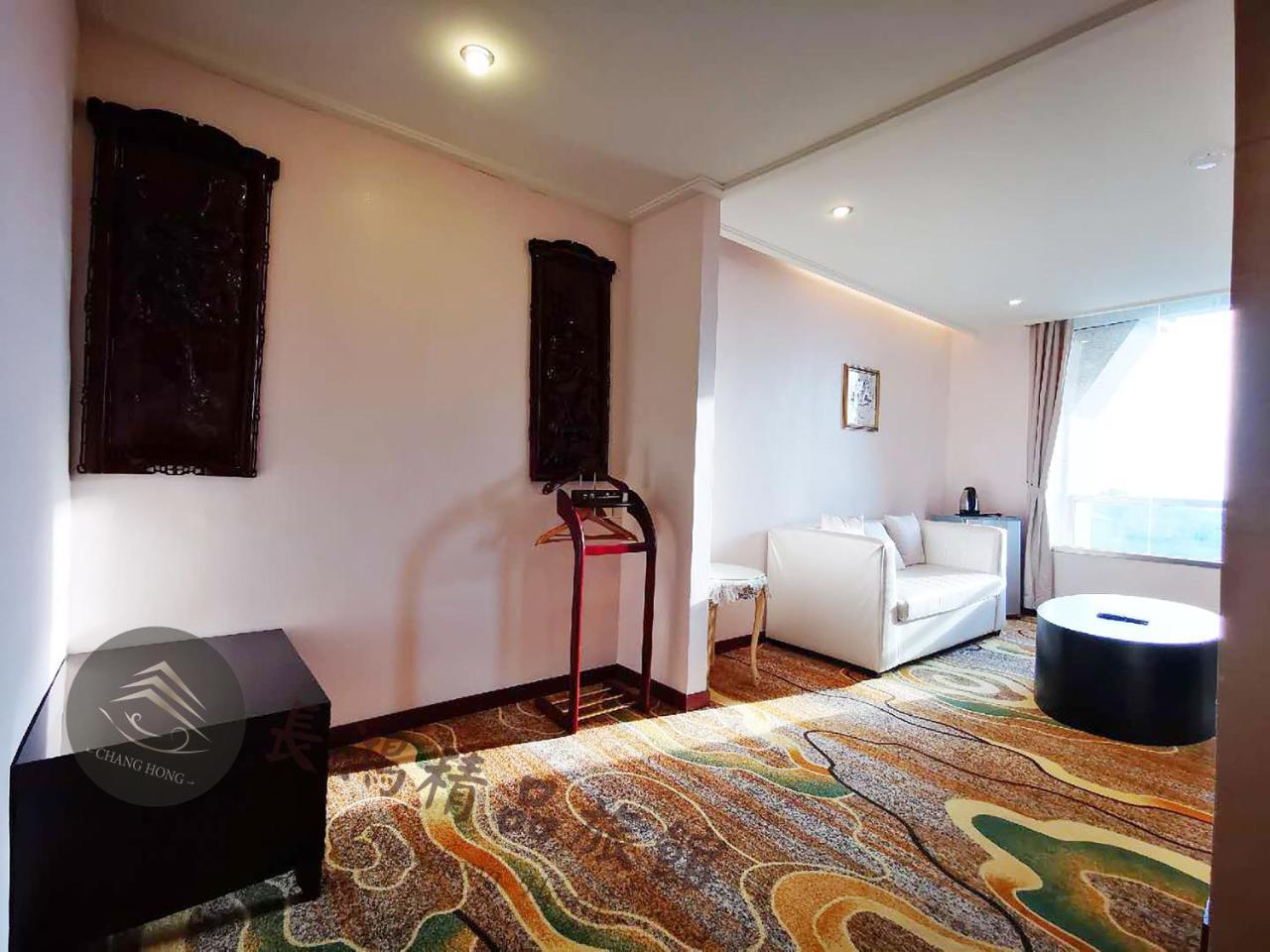 Chang Hong Hotel Jinning Exterior foto